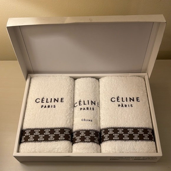 Celine Handbags - CELINE HAND TOWEL SET